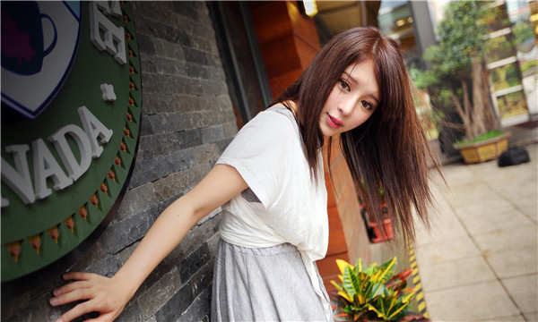 闵行想找一个女性生孩子给报酬-｛找个女人生孩子多少钱｝